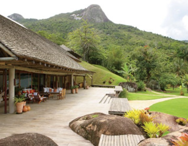 Isle Esme from Flick Pics: The Twilight Saga: Breaking Dawn Part 1 | E